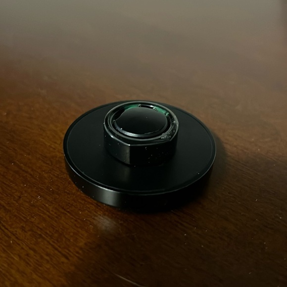 Oura ring size 7 - Picture 1 of 6